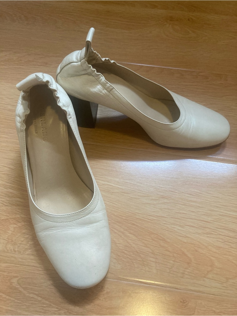 Everlane the day heel in white